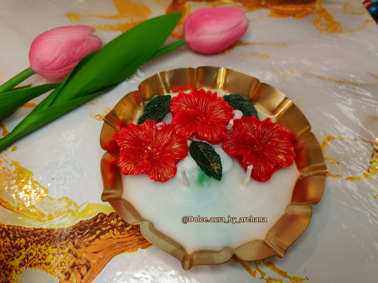 Urli with Hibiscus Flowers Candle 🌺🕯️